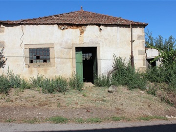 Armazém / Miranda do Douro, Ifanes e Paradela